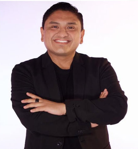 DR. ADRIÁN MEDINA M.